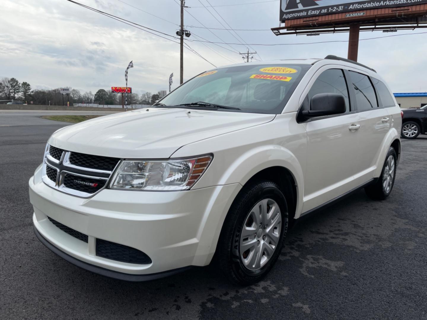 2015 White Dodge Journey (3C4PDCAB5FT) with an 4-Cyl, 2.4 Liter engine, Automatic, 4-Spd w/AutoStick transmission, located at 8008 Warden Rd, Sherwood, AR, 72120, (501) 801-6100, 34.830078, -92.186684 - Photo#3